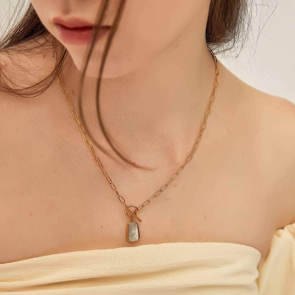 14K Gold Baroque Pearl Pendant Paperclip Necklace Gold