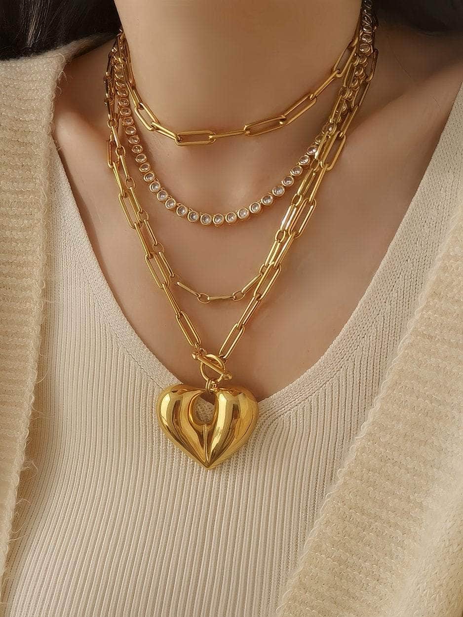 18K Gold Heart Paper Clip Pendant Necklace