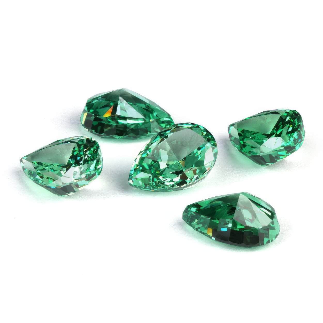 3 Set Of Emerald Pear-Cut Lab-Grown Diamond Gemstone 3*5mm / Emerald / Pear