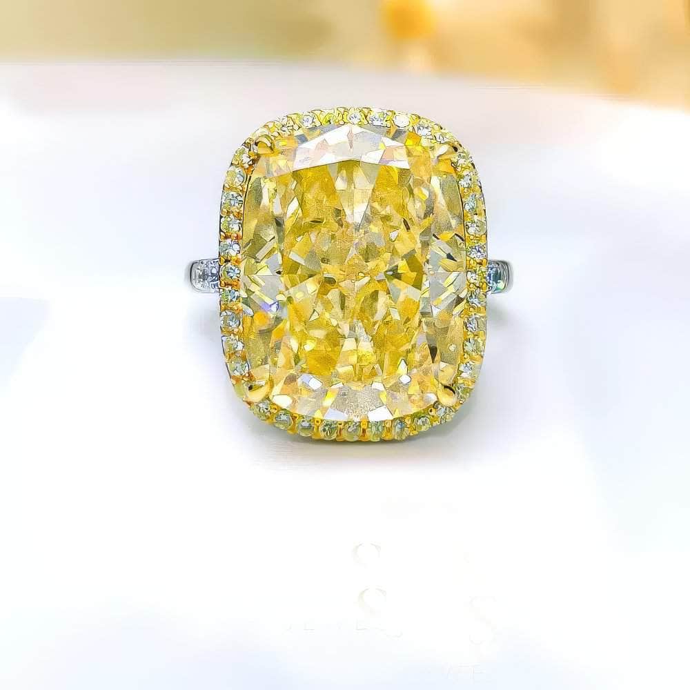 8.32 Ct Cushion Cut Lab Simulated Diamond Emerald Gemstone Ring 5 US / Canary