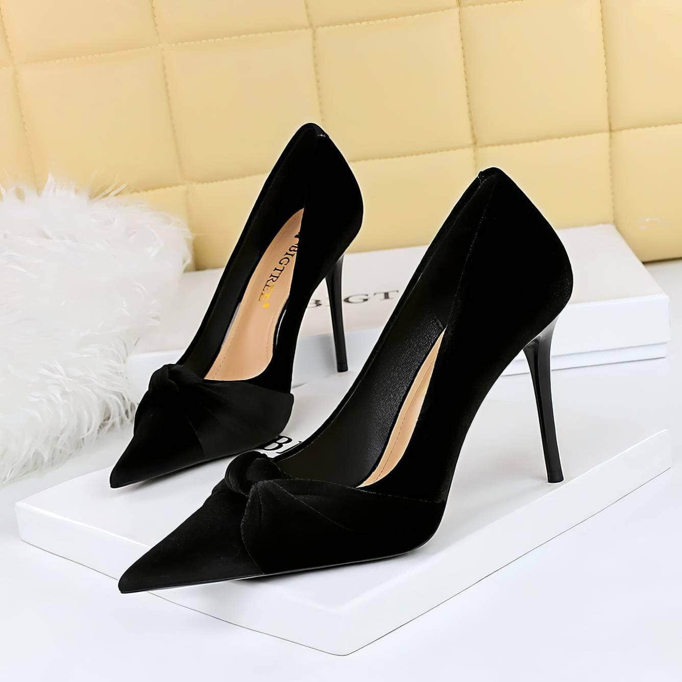 Bow Knot Suede Stiletto Pumps