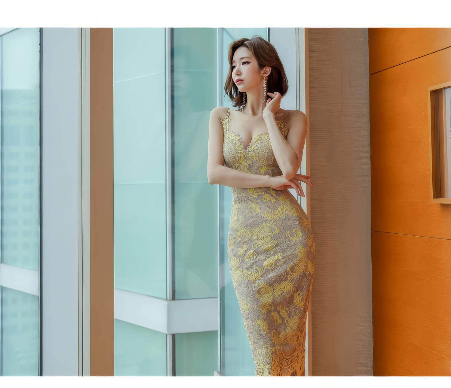 Cami Floral Lace-Trimmed Slim Fit Dress