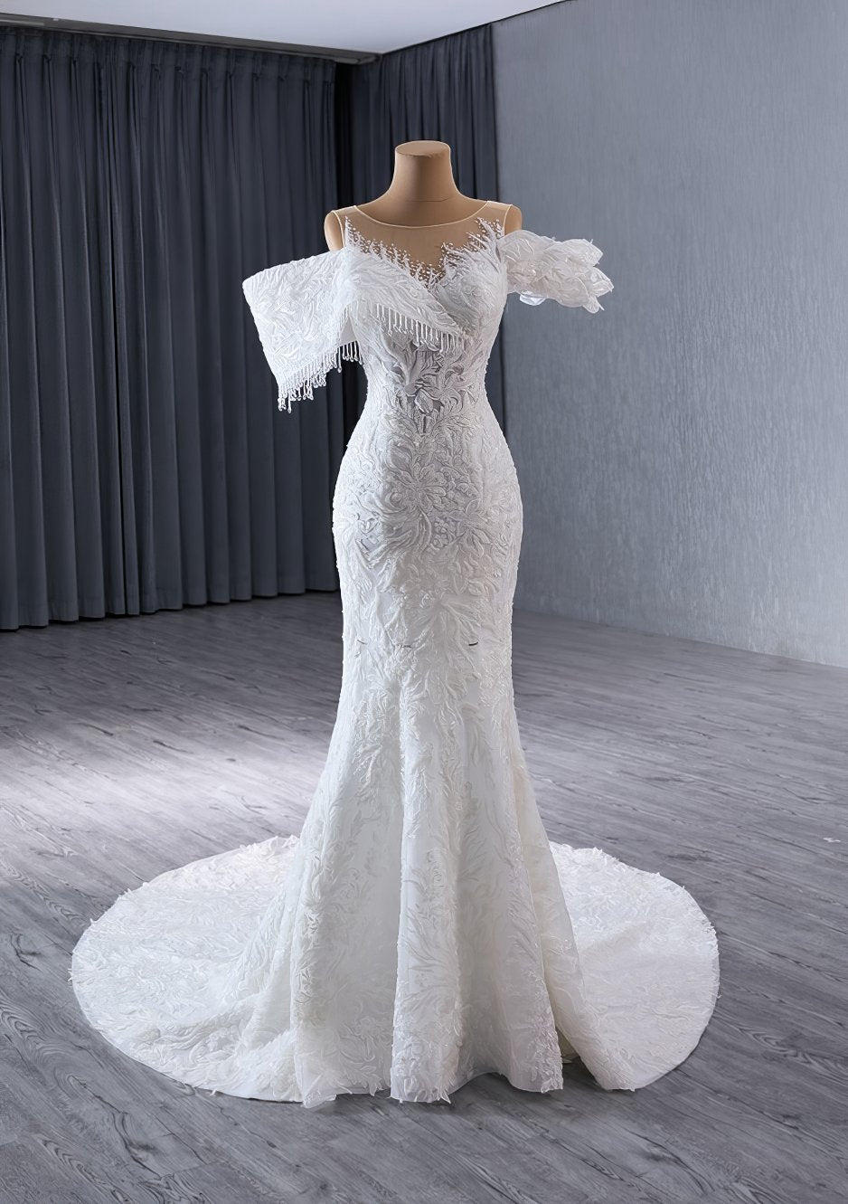 Luxury Beaded Lace Mermaid Wedding Dress L3M4N