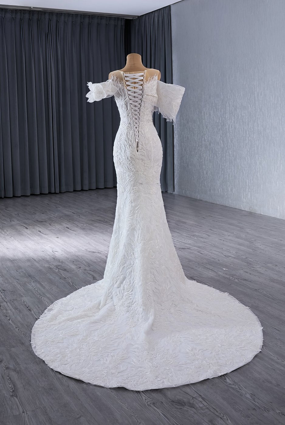 Luxury Beaded Lace Mermaid Wedding Dress L3M4N