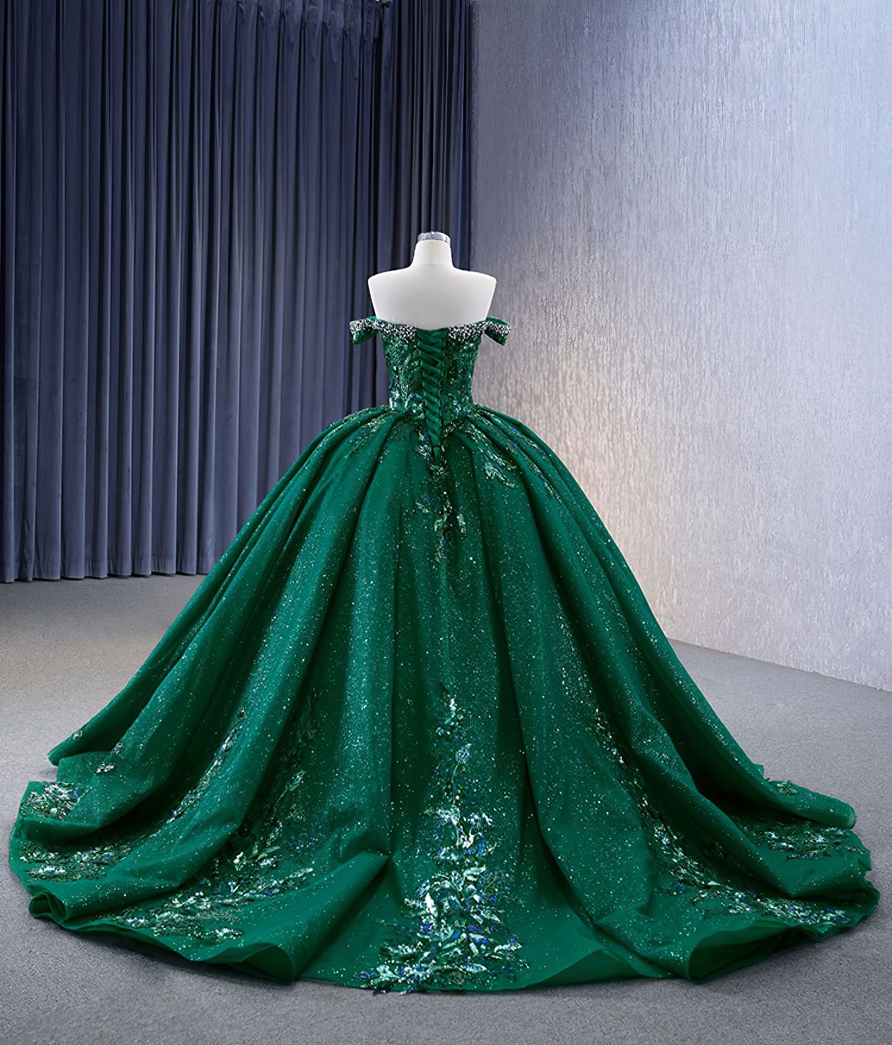 Off The Shoulder Emerald Sequin Detailed Quinceañeraa Dress F1G2I