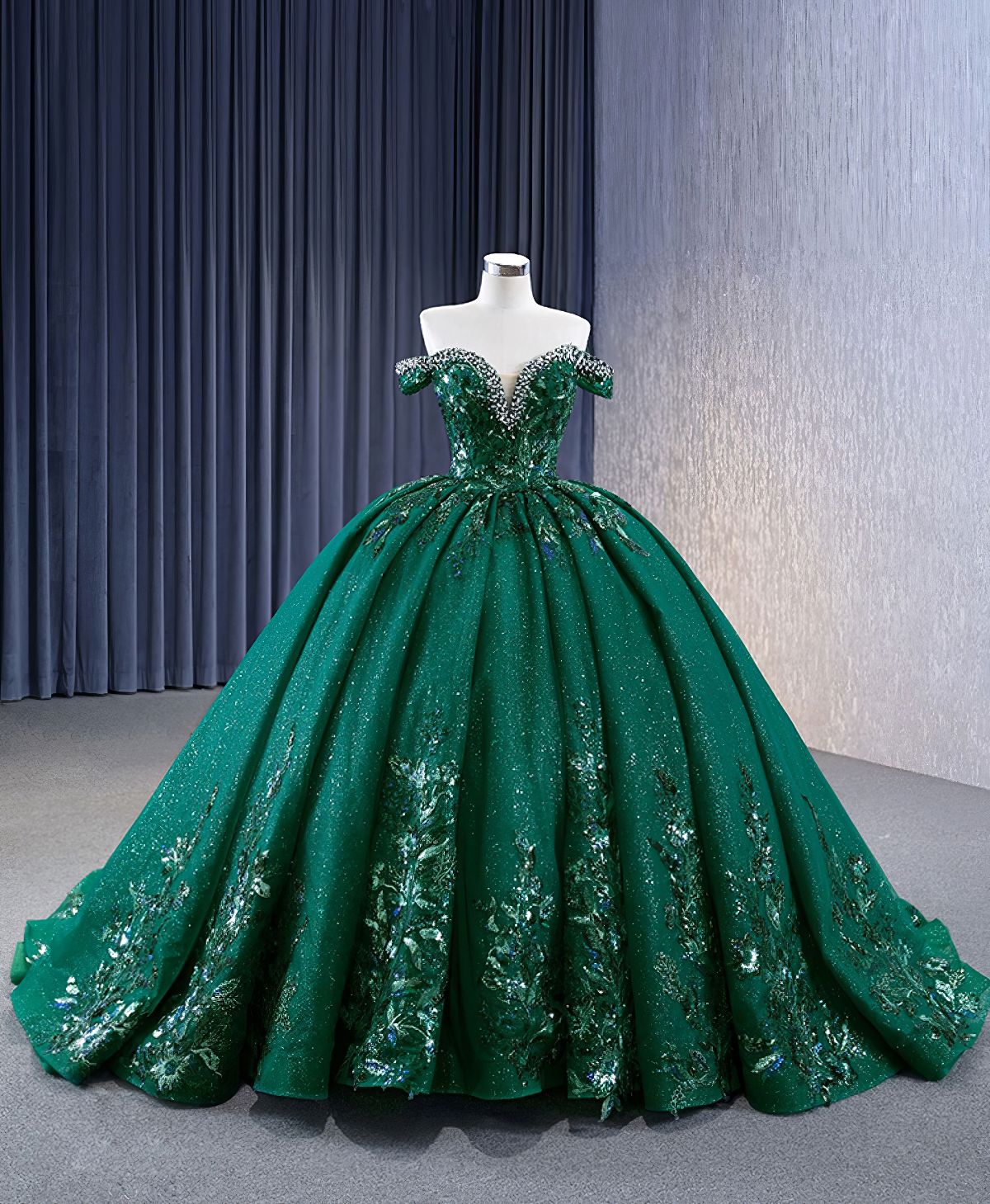 Off The Shoulder Emerald Sequin Detailed Quinceañeraa Dress F1G2I