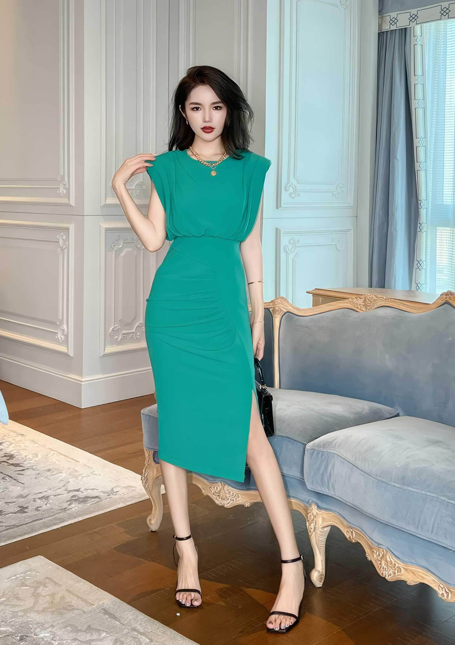 Padded Shoulder Sleeves Ruched Dress