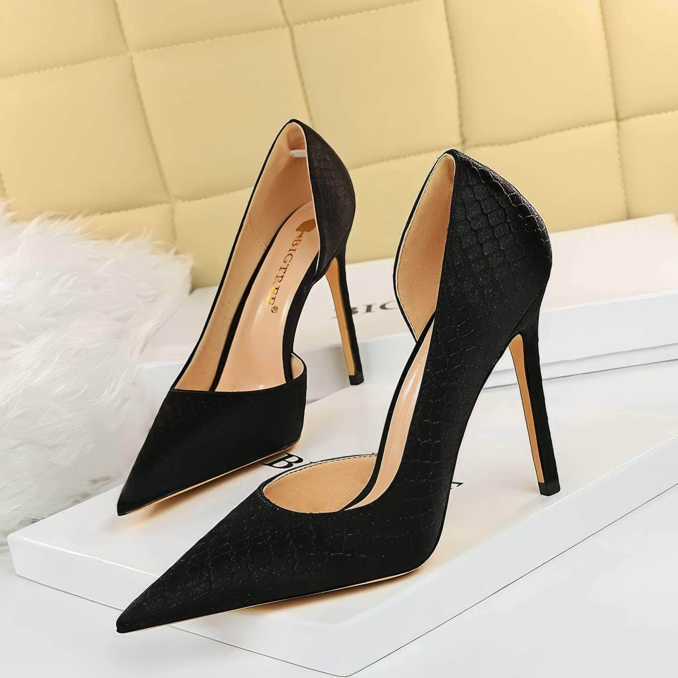 Pointy Toes Serpentine Satin Croc Pumps