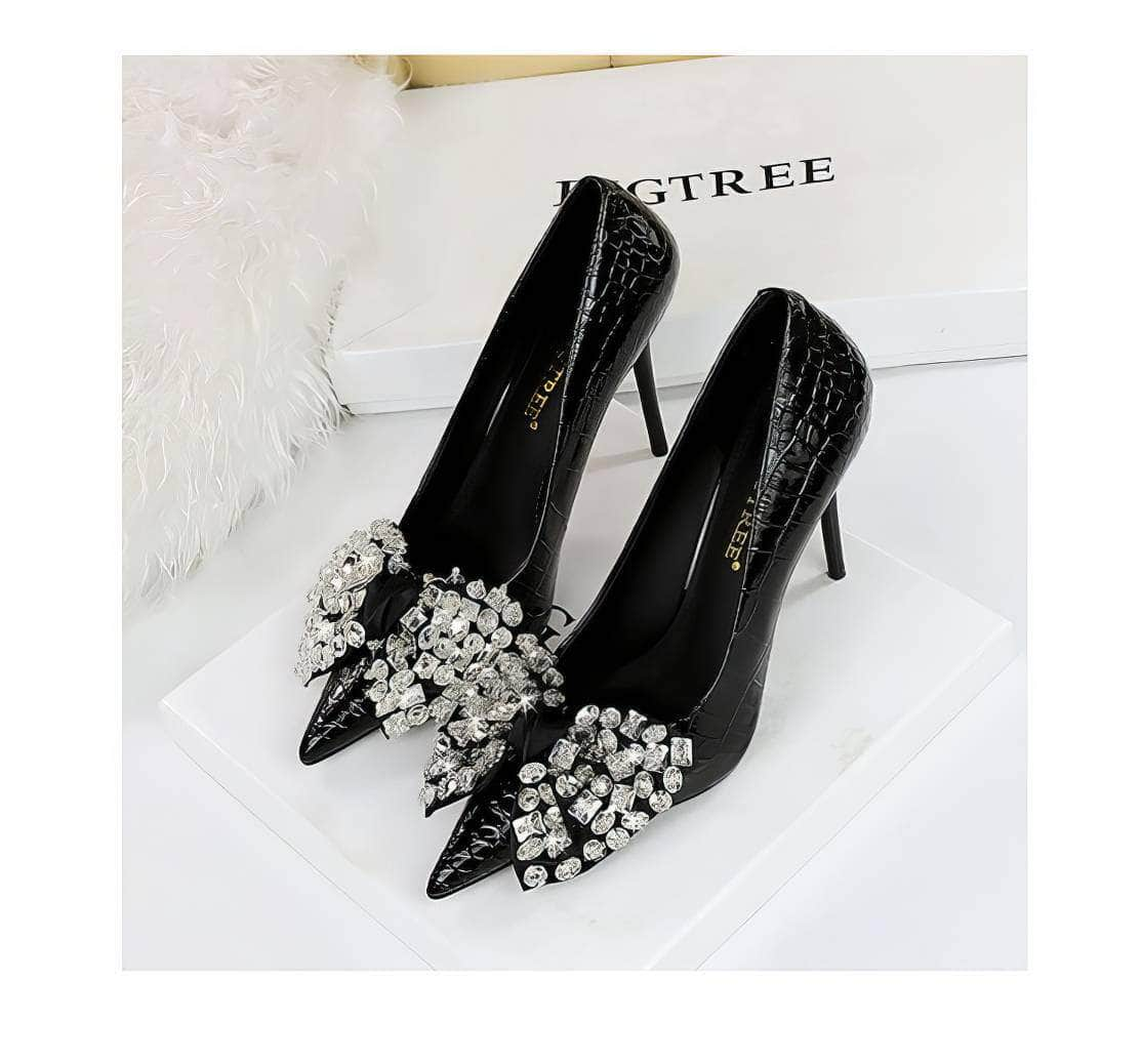 Rhinestone Silk Bow Detailed Court Heels