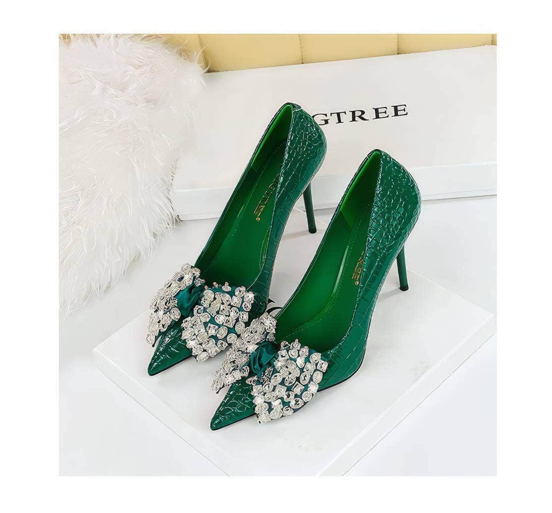 Rhinestone Silk Bow Detailed Court Heels