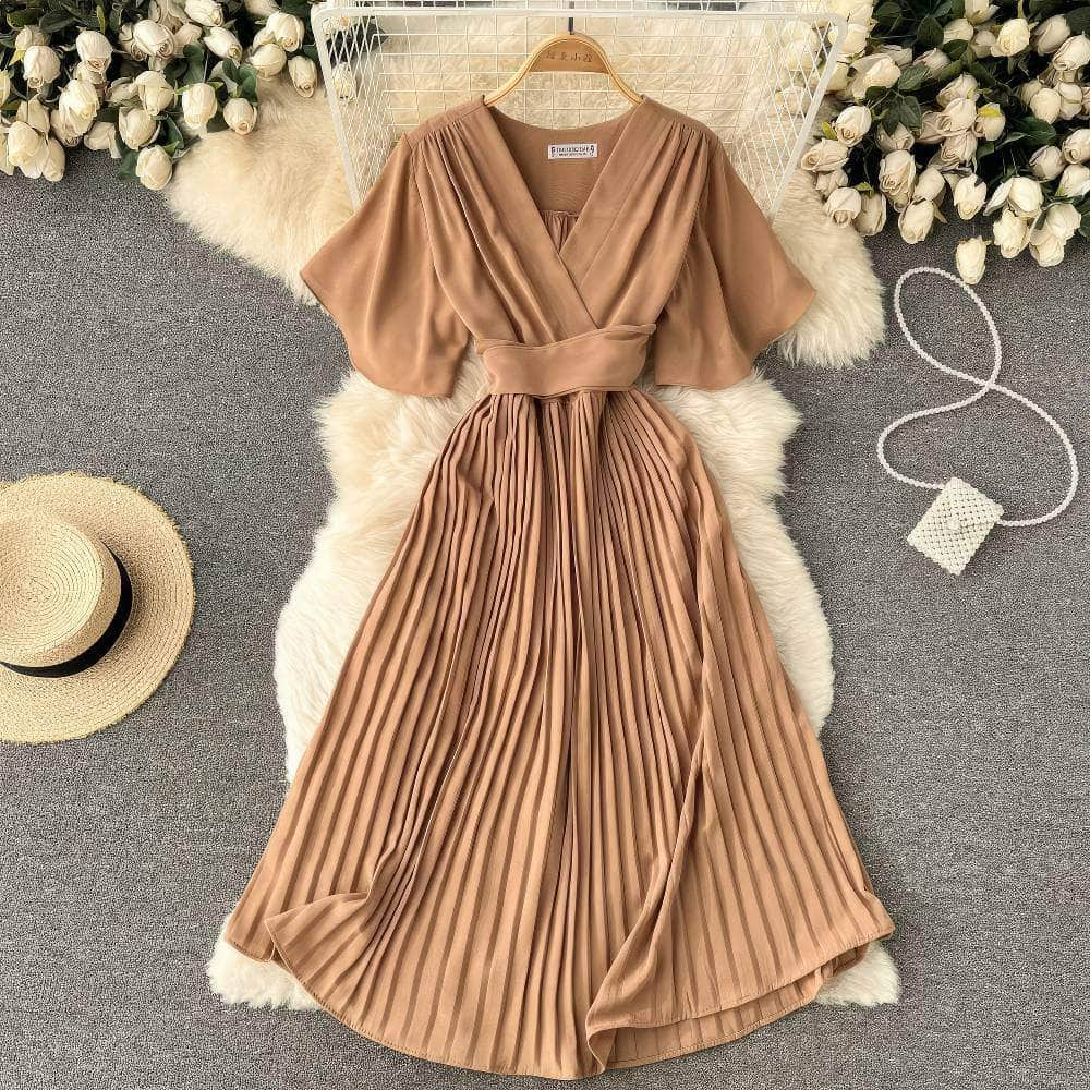 Short Flared Sleeves V-neck Pleated Hem Dress