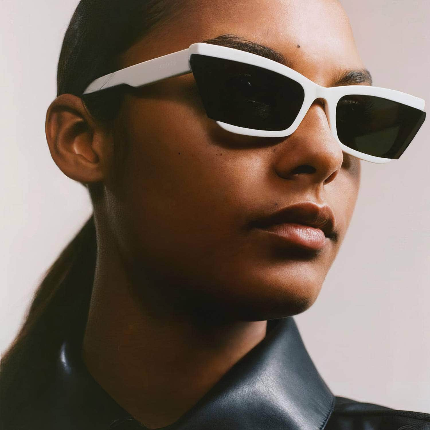 Unique Sleek Frame Sunglasses