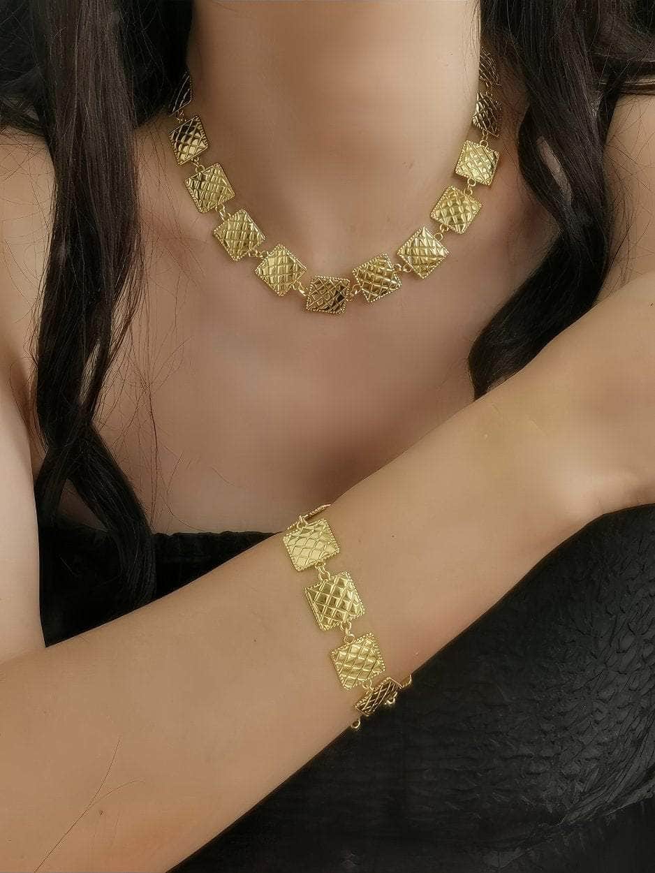 Vintage Square Shape Gold Collar Necklace