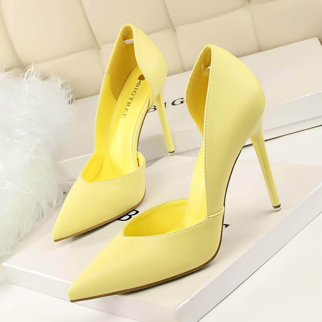 Ankle Cut-Out Pointy Toe Stilettos EU 33 / Yellow / 10.5CM