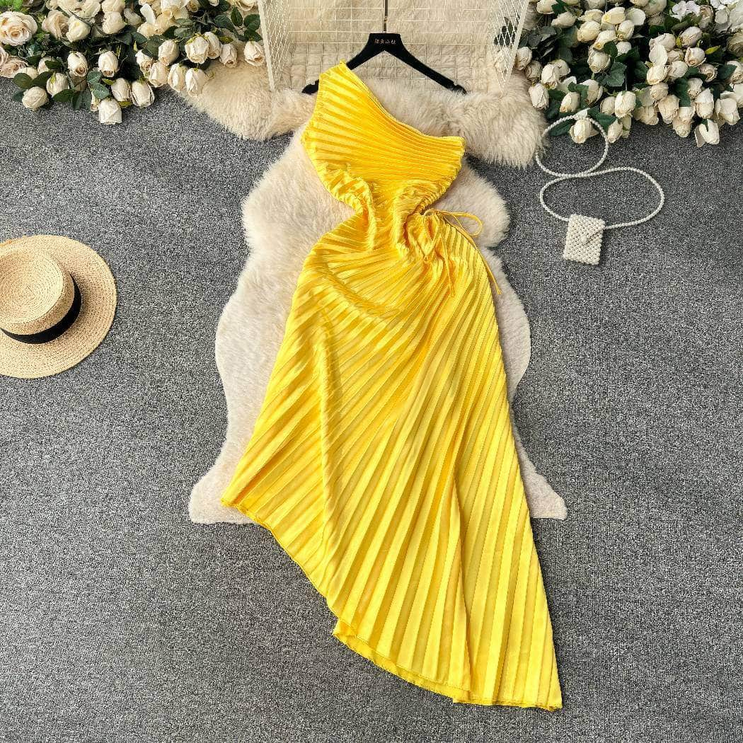 Asymmetrical Shoulder Waist Drawstring Pleated Dress MAX SIZE / Yellow