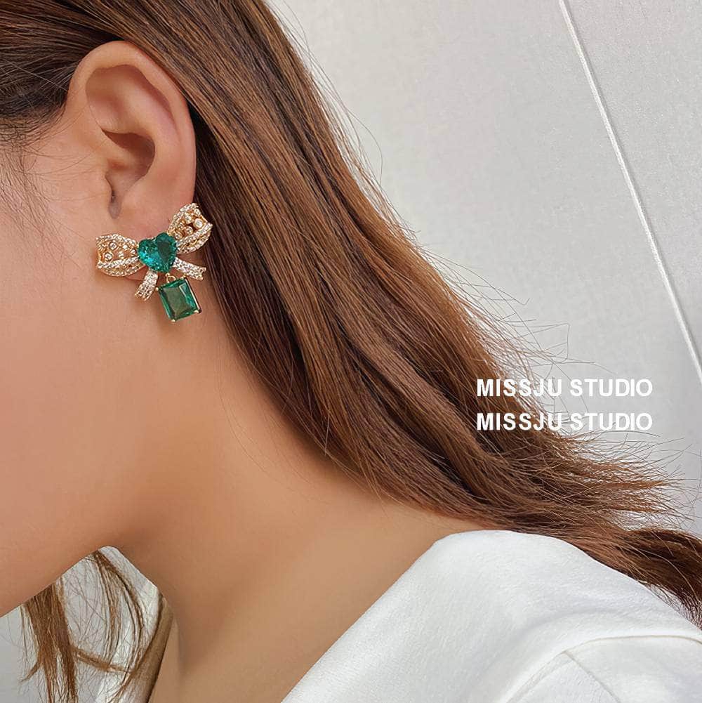 Bow Knot Heart Shaped Deco Emerald Stud Earrings Green