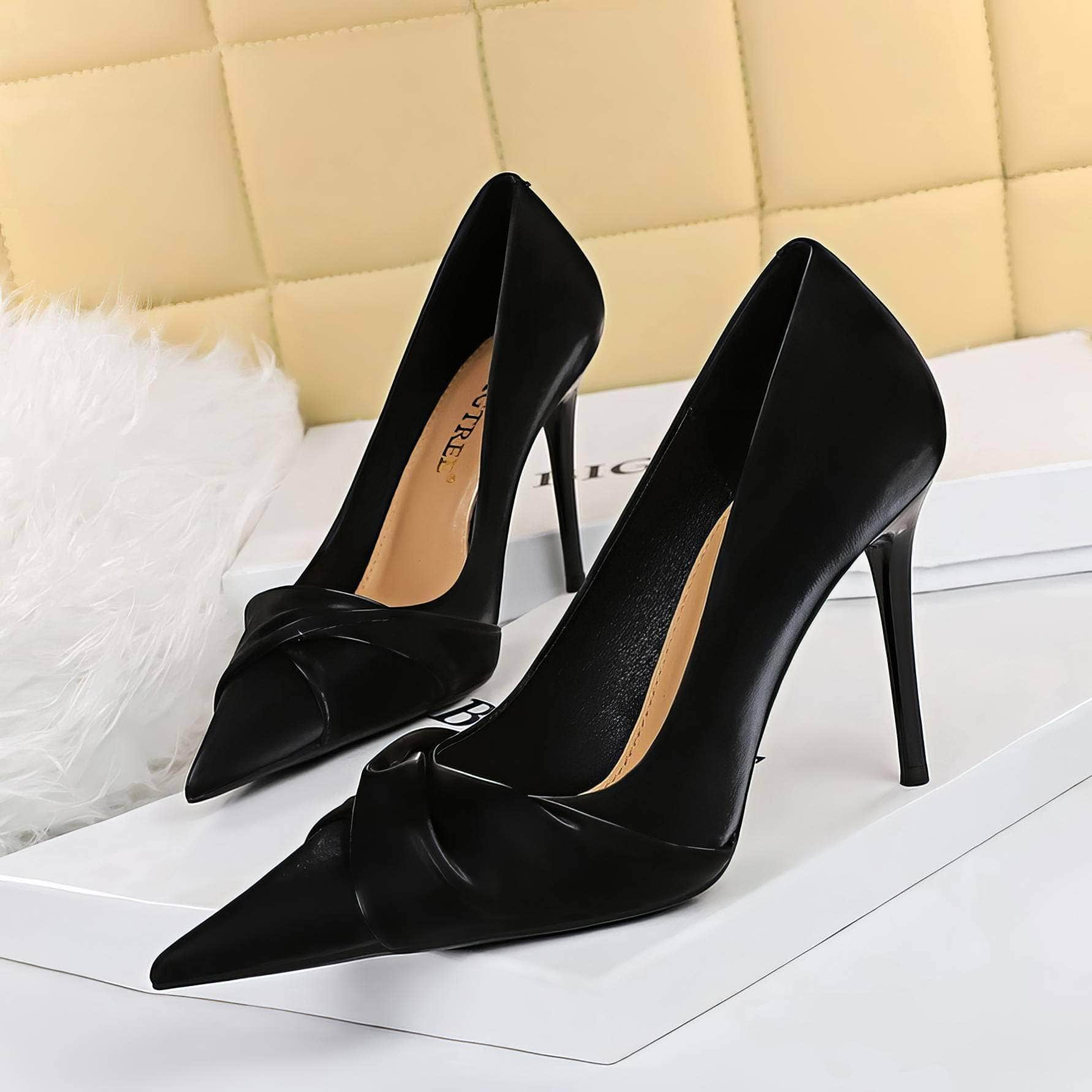 BowKnot Banquet Stiletto High Heels