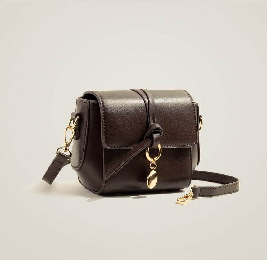 Chic Crossbody Leather Handbag