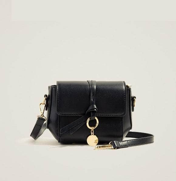 Chic Crossbody Leather Handbag Black