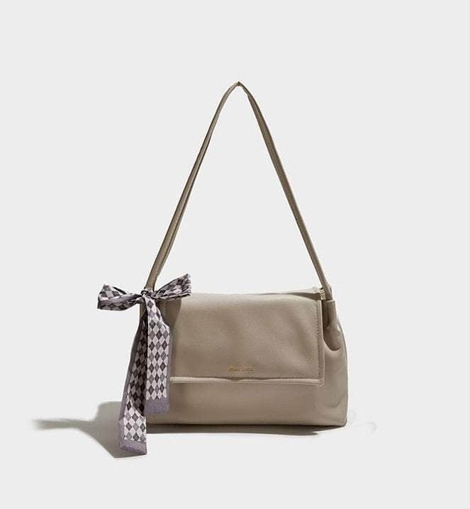 Chic Leather Purse with Charming Bow Accent