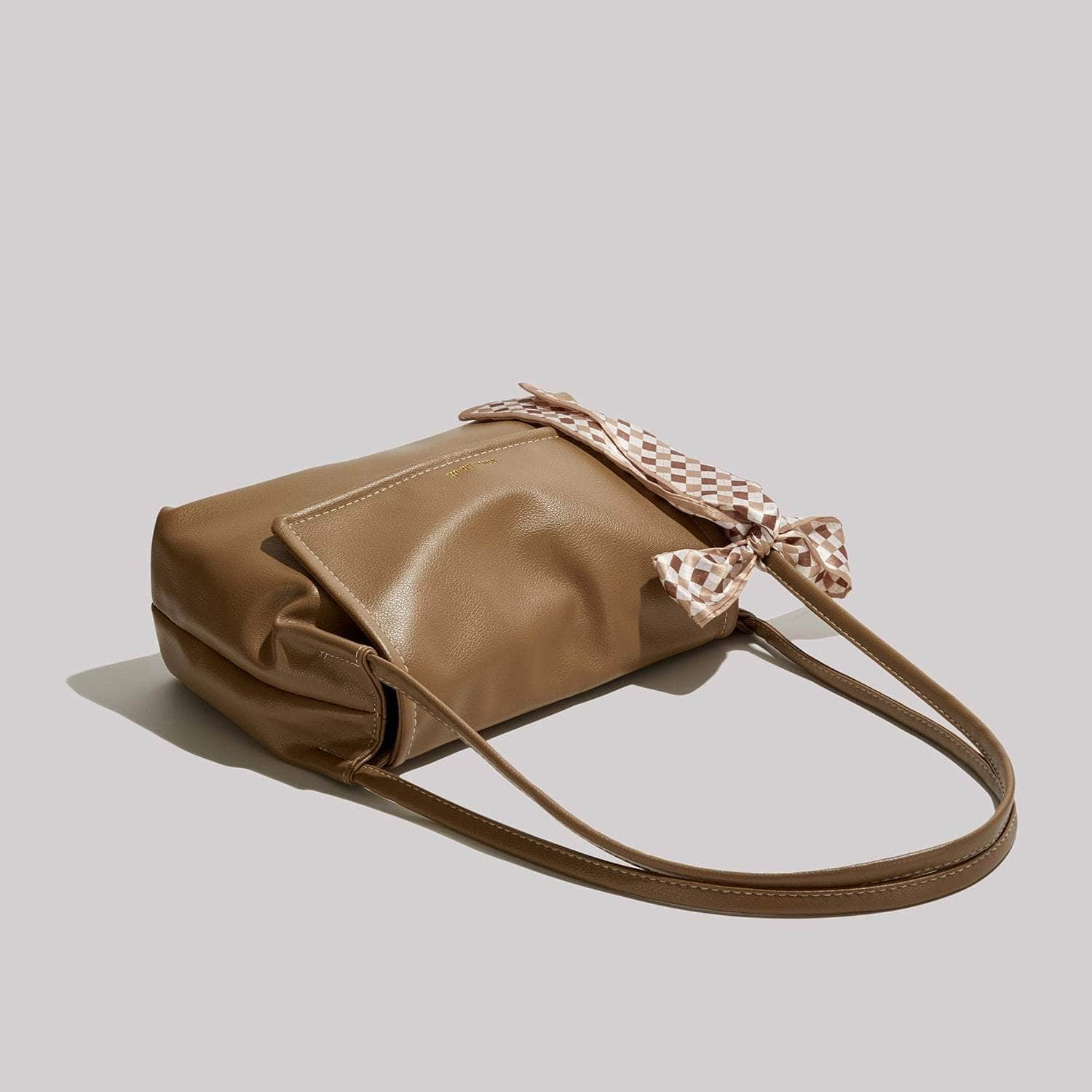 Chic Leather Purse with Charming Bow Accent