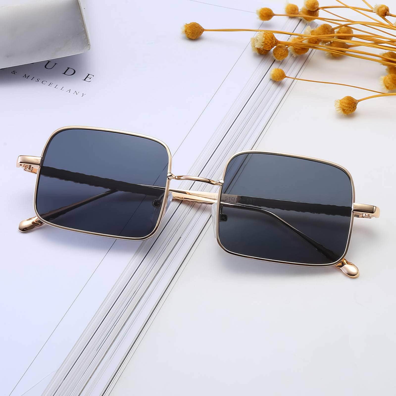 Chic Polarised Trendy Sunglasses