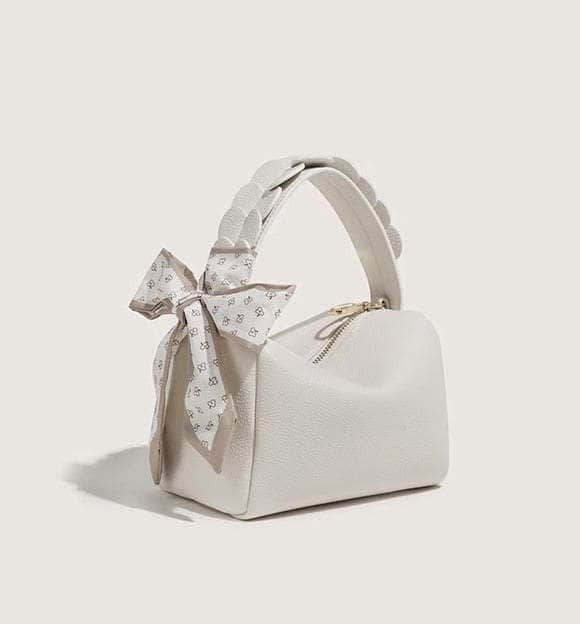 Chic Shoulder Bag with Exquisite Bowknot Design