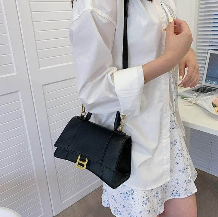 Classy Crossbody Purse with a Fashionable Top Handle