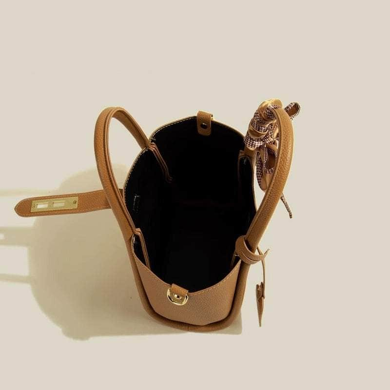 Classy Ladies Shoulder Handbag