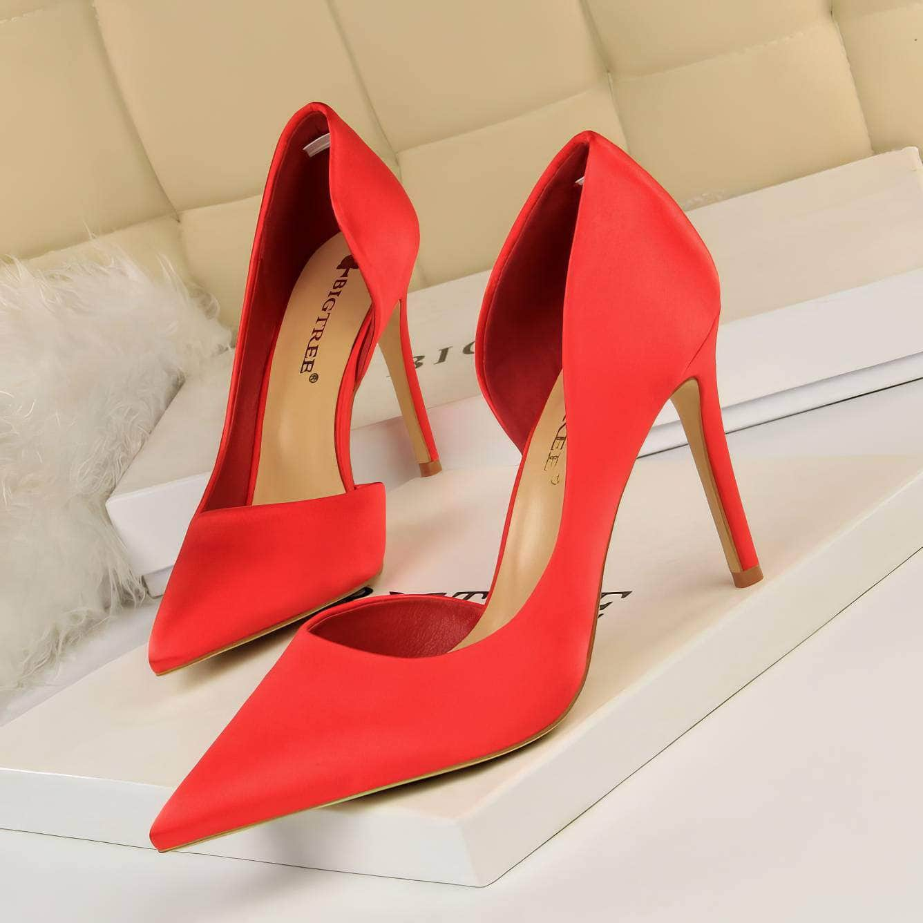 Classy Pointy Toes Satin Court Stilettos