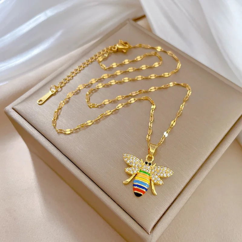 Colorful Bees Pendant Necklace N2138