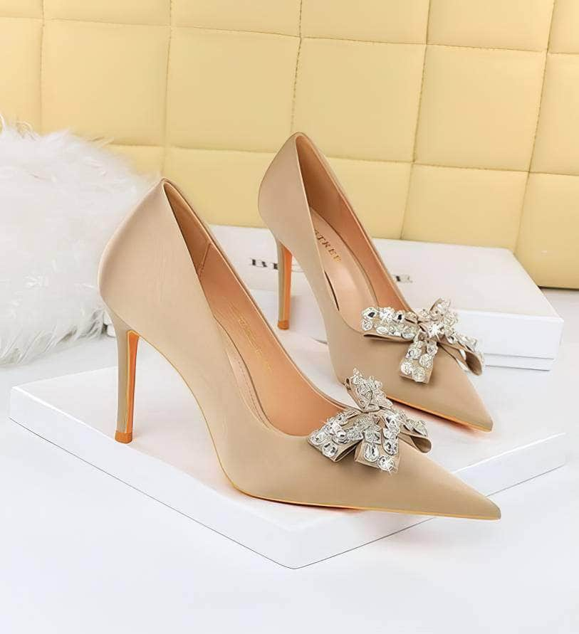 Diamante Crystal Bow Detailed Court Heels