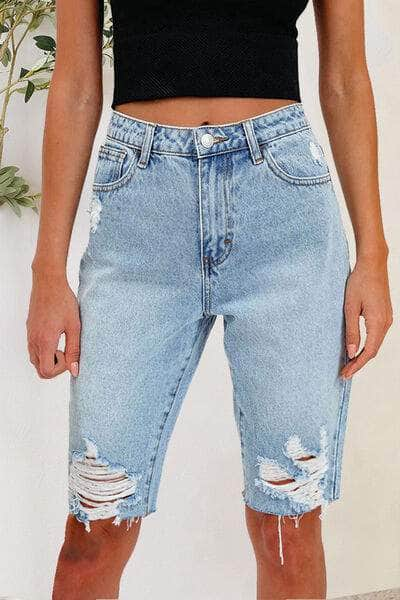 Distressed Pocketed Denim Shorts Light / S