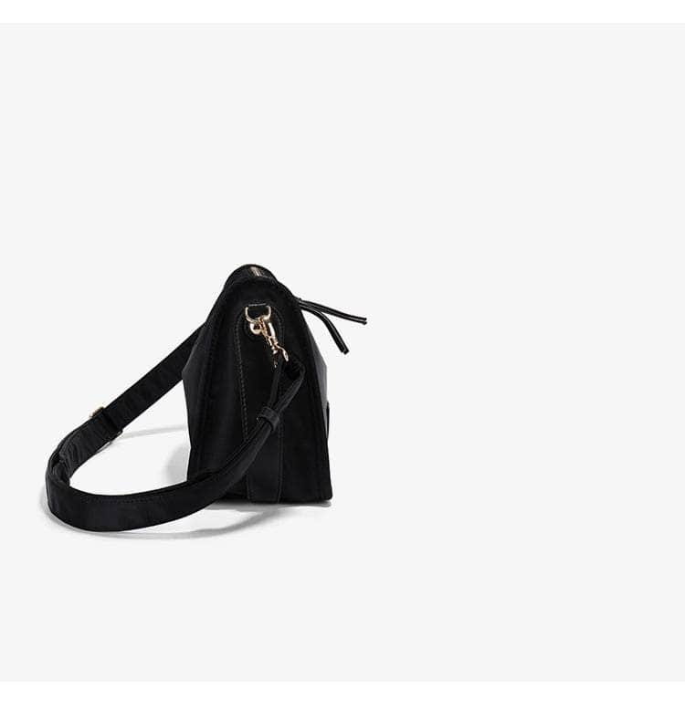 Elegance Redefined Cross Bodybag with Distinctive Appeal