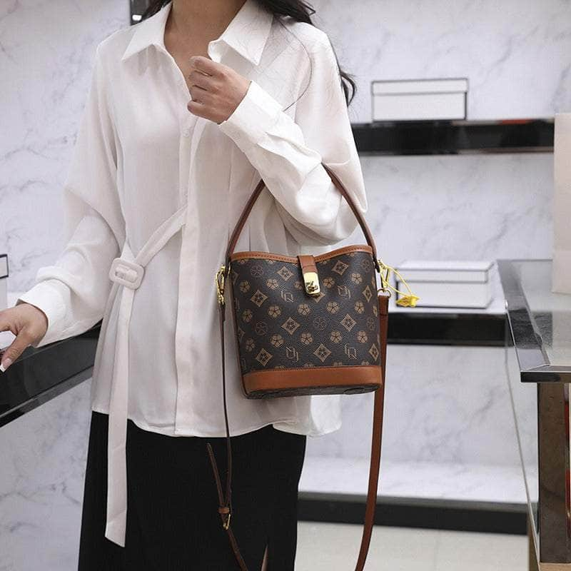 Elegant Crossbody Bucket Bag