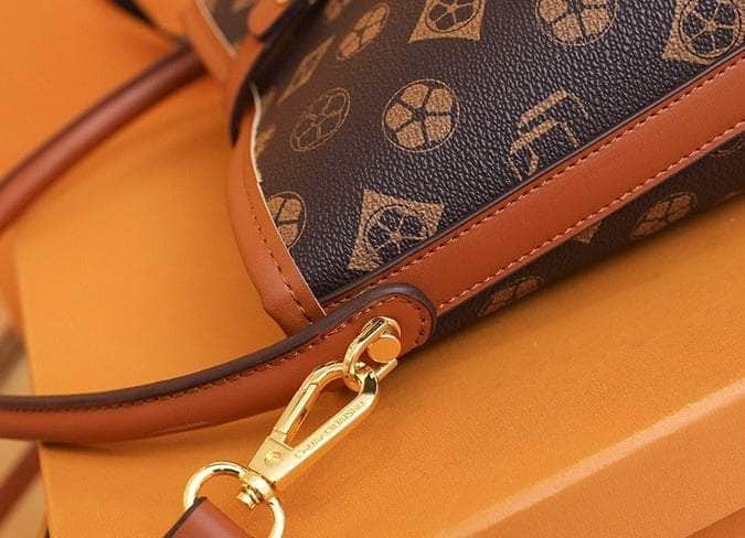 Elegant Crossbody Bucket Bag