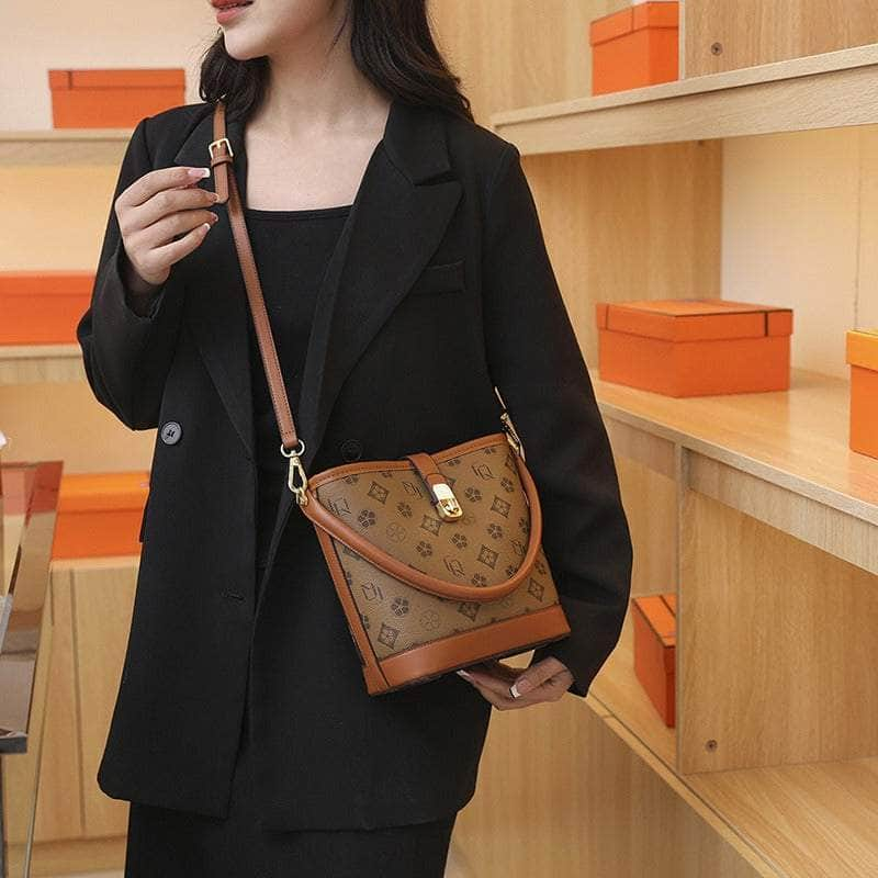 Elegant Crossbody Bucket Bag