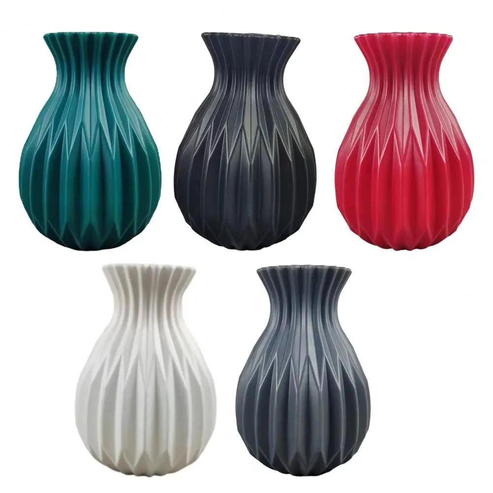 Elegant Decorative Flower Vase for Home Decoration