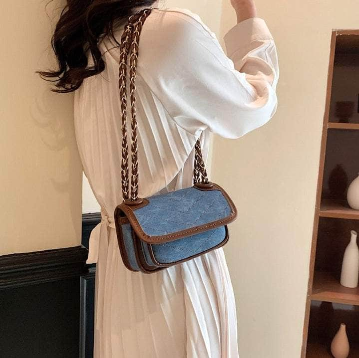 Elegant Flap Crossbody Bag