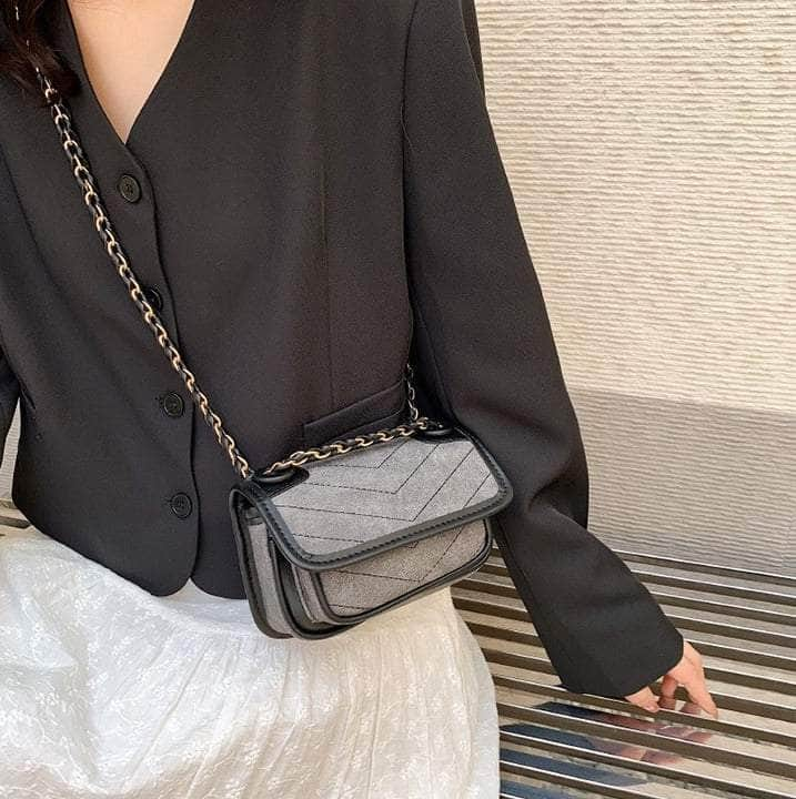 Elegant Flap Crossbody Bag