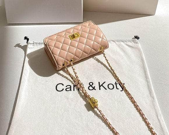 Elegant Quilted Envelope Crossbody Chain Bag