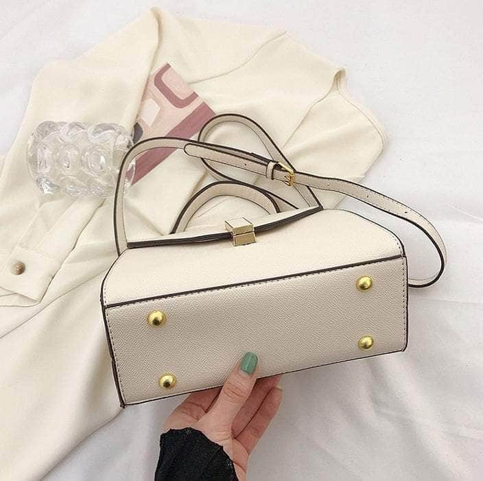 Elegant Single-Shoulder Flap Handbag