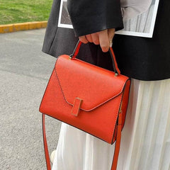 Elegant Single-Shoulder Flap Handbag