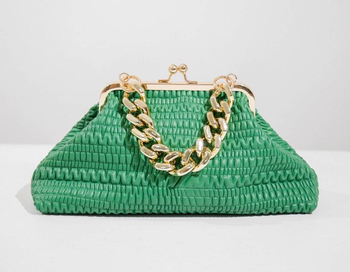 Elegant Straw Hat Bag with Gold Chain Accent Green