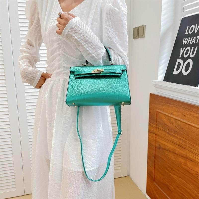 Elegant Vegan Leather Crossbody Shoulder Handbag