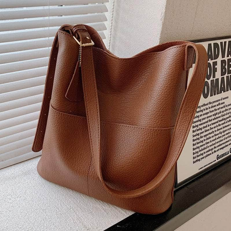 Elegant Women's Bucket Bag in Vegan Leather Brown