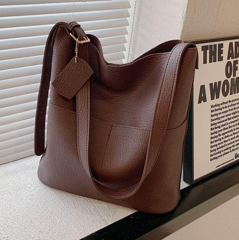 Elegant Women's Bucket Bag in Vegan Leather Coffee