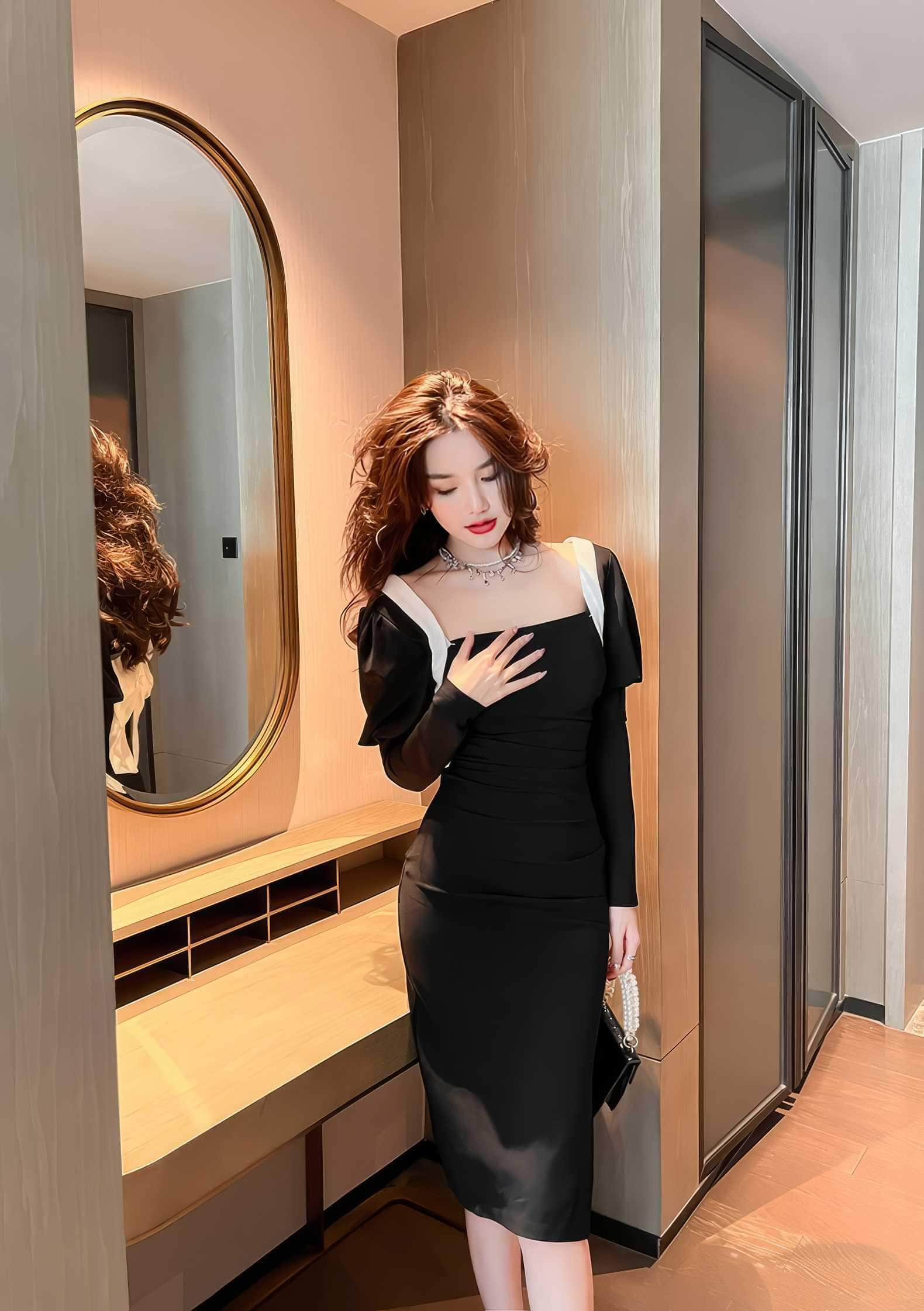 Exaggerated Long Sleeve Square Neck Ruched Dress