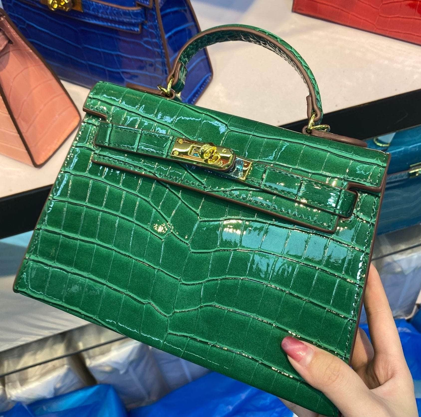 Exotic Alligator Skin Tote Handbag with Glossy Finish Green