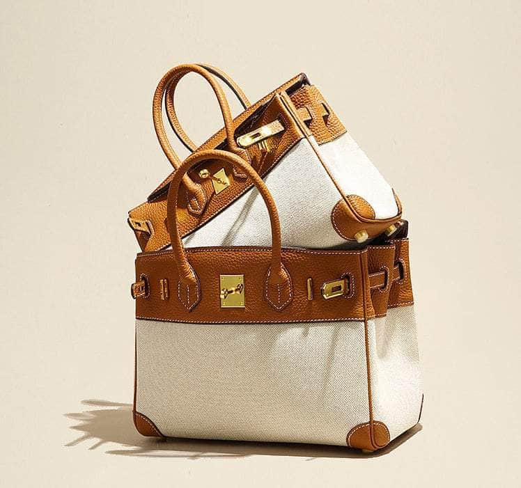 Exquisite Cowhide Shoulder Handbag